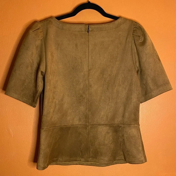 NWOT AT Factory Faux Suede Puff Sleeve Top - Picture 2 of 5